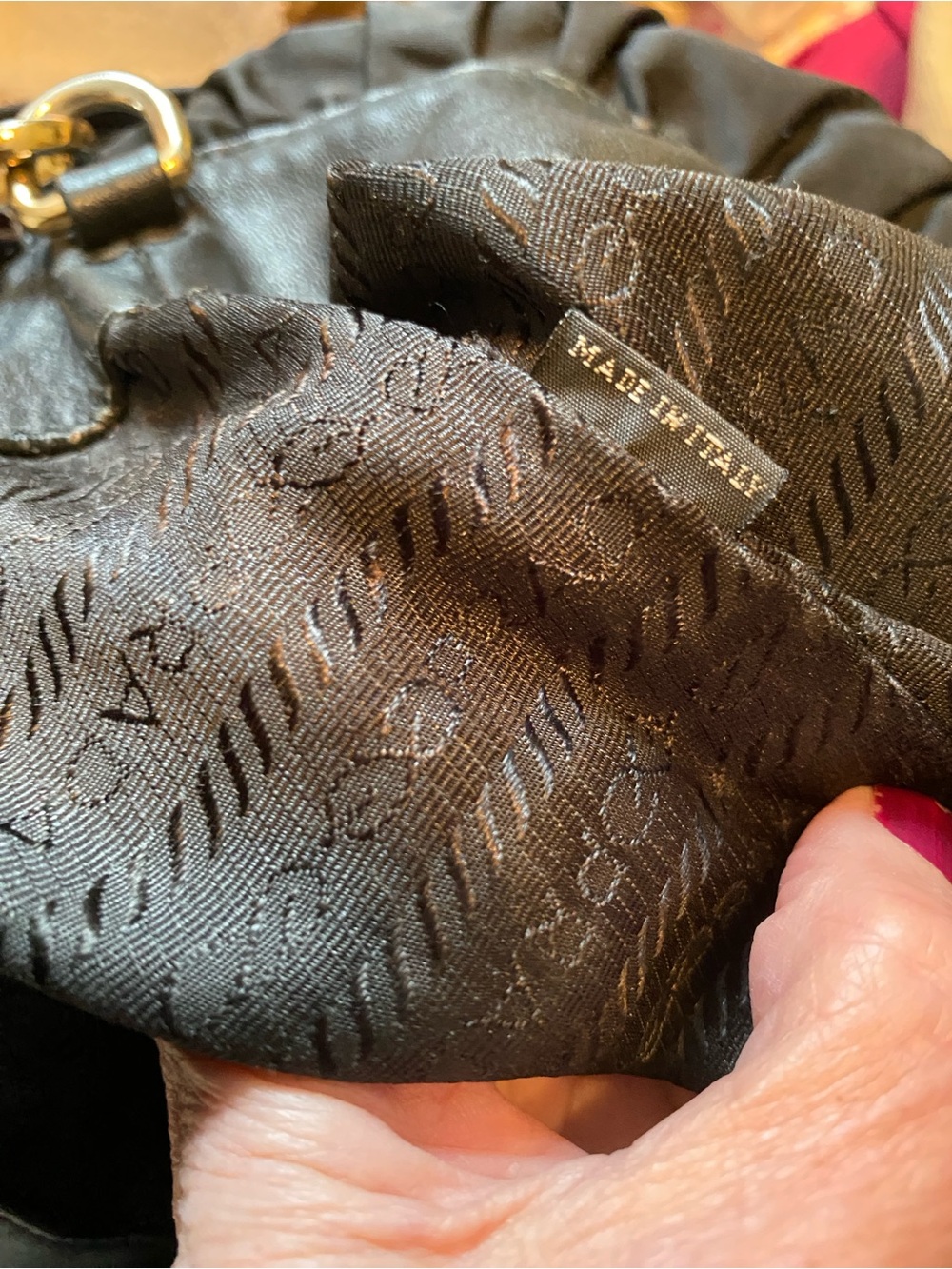 🔥 Price lowered Prada Tessuto Gaufre  Ruched Nylon and leather bag. Authentic - Picture 5 of 17
